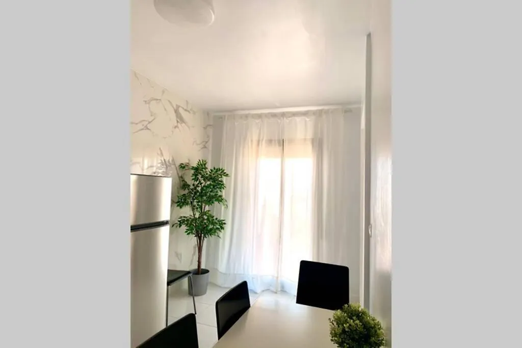Vila Casa En Nerja Con Gran Terraza, Muy Luminosa Y En Tranquila Urbanizacion Španělsko