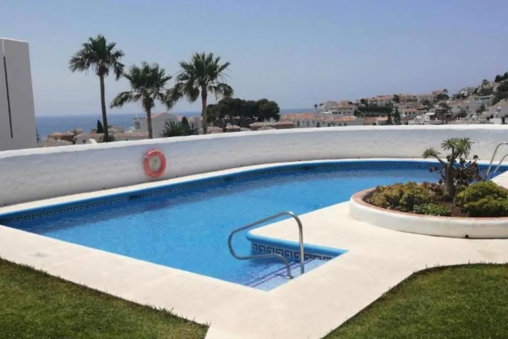 Prázdninový dům Vila Casa En Nerja Con Gran Terraza, Muy Luminosa Y En Tranquila Urbanizacion